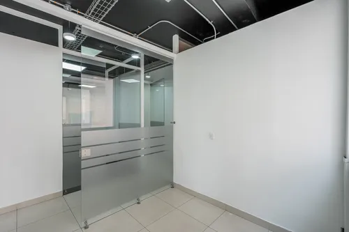 Oficina En Arriendo/venta En Chico Norte. Cod A1094083