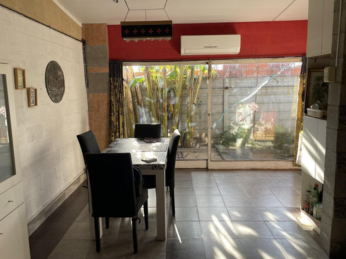 Imagen 4 de 19 de Venta Casa Con 2 Departamentos A Mts Del Acceso Oeste - La Reja Norte