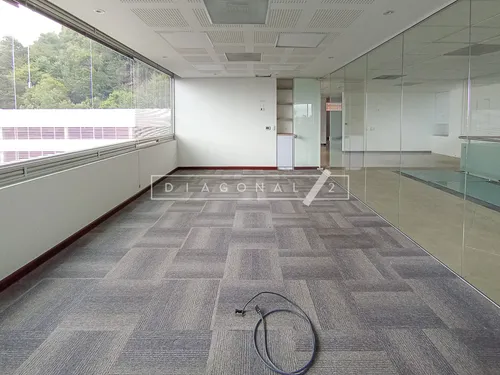 Oficina En Arriendo En Bella Suiza