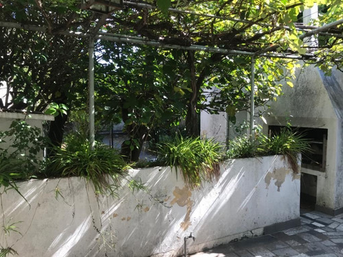 Casa 4 Ambientes - Lanús Oeste.
