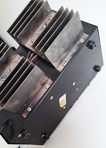 Fonte De Alimentação Tks *p/ Rádio Px ( 20a 20v *bivolt) (Usado)