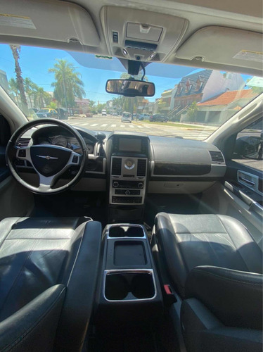 Chrysler Town & Country 2010 3.8 Limited Atx