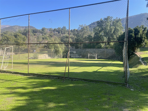 Excelente Parcela En Condominio En La Laguna De Aculeo.