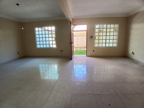Casa En Venta En Veracruz, Colonia Granjas, Veracruz