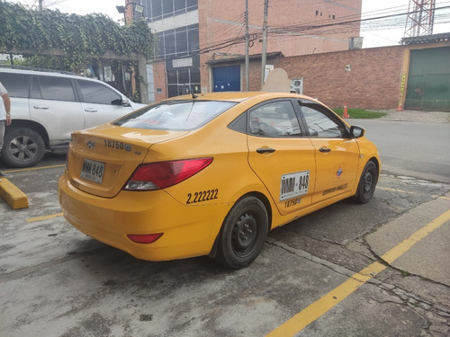 Imagen 5 de 8 de Taxi Hyundai I25