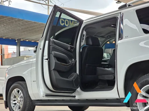 Chevrolet Suburban 5.4 Lt Piel Cubo At