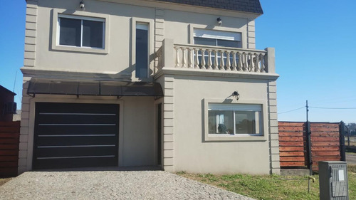 Venta-casa Apto Credito- Barrio Laguna Azul