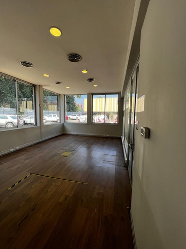 Imagen 2 de 7 de Oficina En Arriendo En Complejo Empresarial Privado