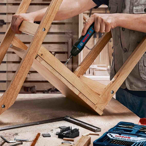 Atornillador A Batería Bosch Go 3,6v Bivolt Color Azul