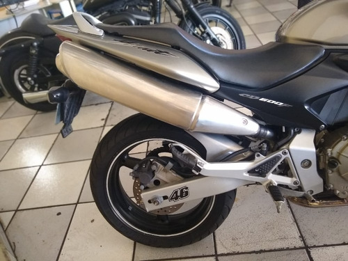 Hornet 600