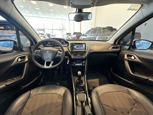 Peugeot 2008 1.6 Feline