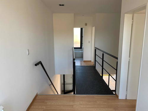 Imagen 7 de 14 de Duplex Cipolletti Barrio Ayres Del Valle