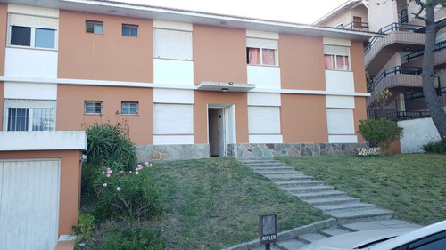 Monoambiente De 17 M2 En P.b. Al Frente - Villa Gesell - 1 Del Mar, En 133 Y 1 -zona Sur -4 Del Muelle De Pesadores,bajas Expensas -amueblado-parrilla-estacionamiento-