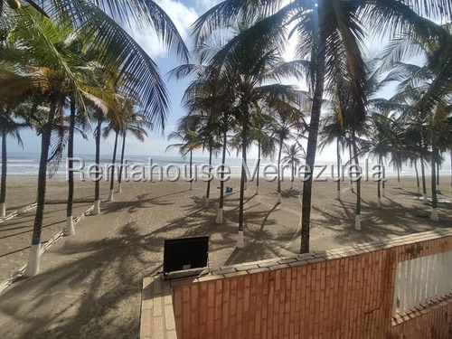 Apartamento En Venta Tucacas Falcon, Ubicado En Conjunto Frente Al Mar. Excelente Distribucion, Con Planta Electrica 100%. Agua De Pozo. Agende Su Visita. Dapo