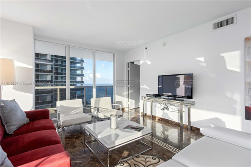 Departamento  En Venta En Hallandale, Miami, Florida