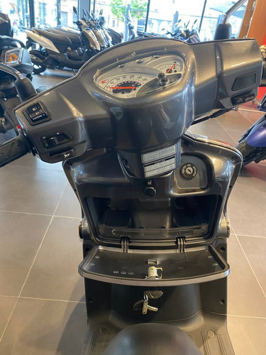 Imagen 7 de 18 de Like 125-scooter Kymco/kawasaki Quilmes-entrega Inmediata