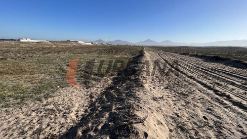 Sitio De 5.000m2 Para Inversión Sector Serena Golf