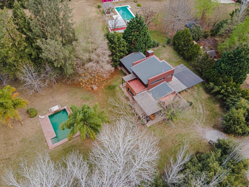 Imagen 2 de 30 de Casa Con Parque De 3600 M2