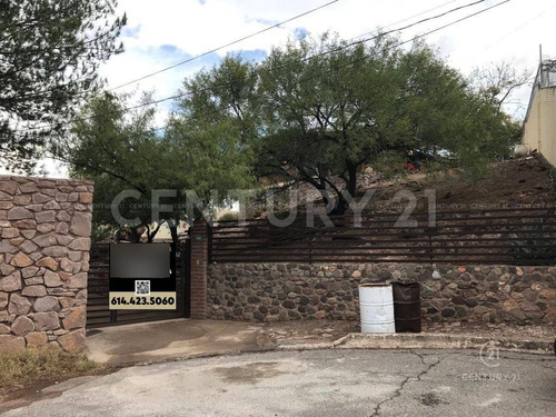 Casa En Venta En Campestre Del Bosque, Chihuahua Chih.