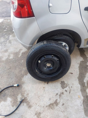 Renault Sandero 1.6 Authentique Hi-torque 5p