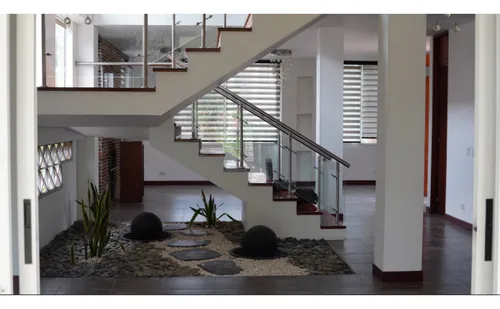 Venta Casa De 454mts2 Condominio En El Castillo, Jamundí 7968.