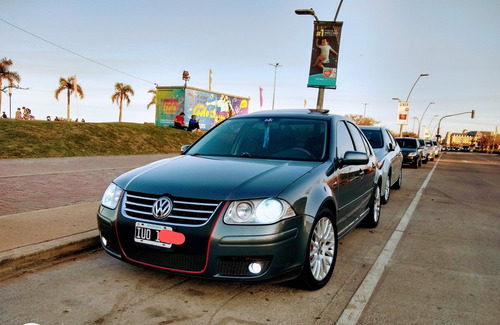 Volkswagen Bora 1.8 Highline T Tiptronic Cuero