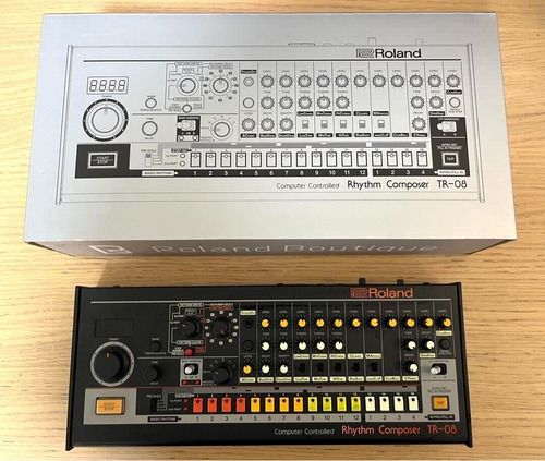 Roland Tr-08 Rhythm Composer - Boutique Tr-808 