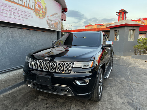 Jeep Gran Cherokee Overland Techo Panorámico