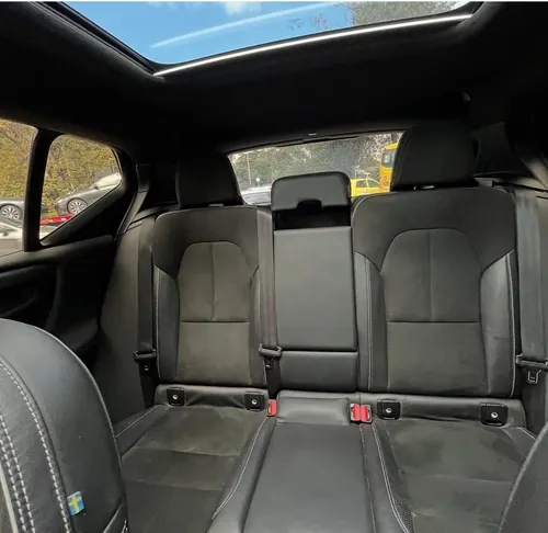 Volvo XC40 2.0 T4 R DESIGN