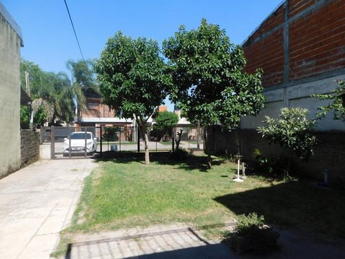 Imagen 4 de 13 de Casa En Venta - Moreno
