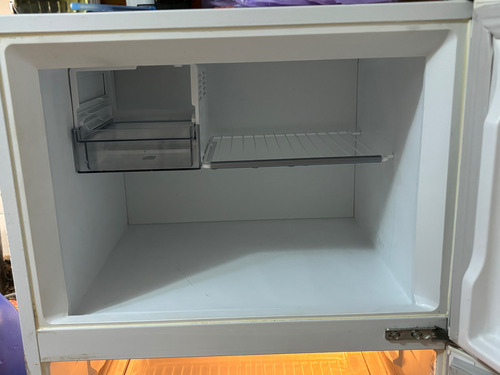 Heladera Con Freezer Gafa Hgf357aw Color Blanco De 281l Blanco