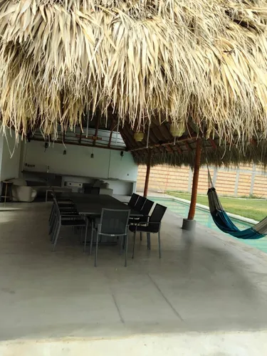 Un Nivel Residencia En Fraccionamiento Ticumán Morelos