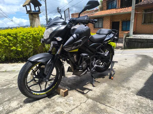 Pulsar Ns 200