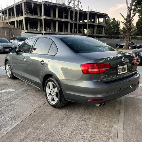 Imagen 5 de 15 de Volkswagen Vento 2.5