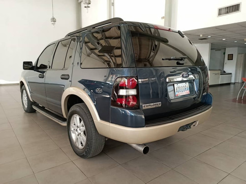 Imagen 5 de 13 de Ford Explorer 4x4 Eddie Bauer