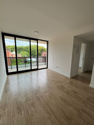 Venta Apartamento 2 Dormitorios Malvin Con Cochera