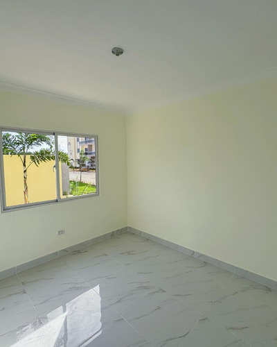 Vendo Apartamentos En El Residencial Cayenas Del Este En La Avenida Hípica, San Idiro, Santo Domingo Este. Zona Oriental