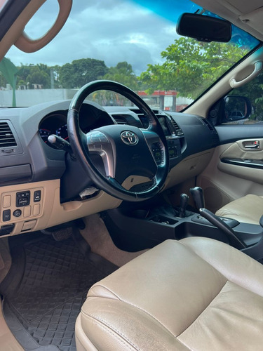Toyota Fortuner Sr5 Año 2015 4 Dueños Impecable