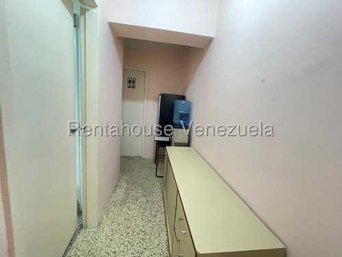Rent-a-house Ofrece En Alquiler Hermosa Y Céntrica Oficina En Altamira Jm-rc 25:23149