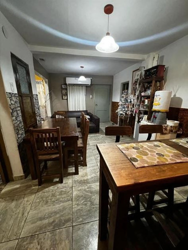 Oportunidad Casa 5 Amb Multifam. Escucha Ofertas
