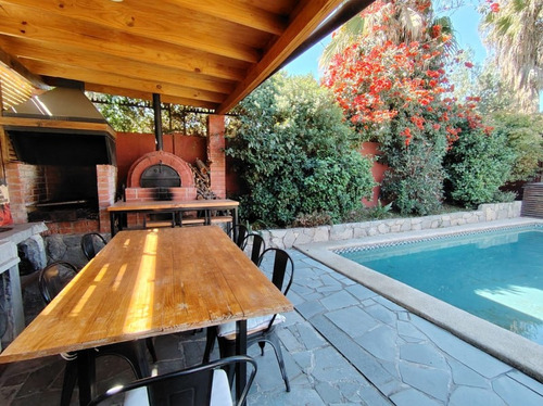 Arriendo En Condominio Con Acceso A Laguna Artificial