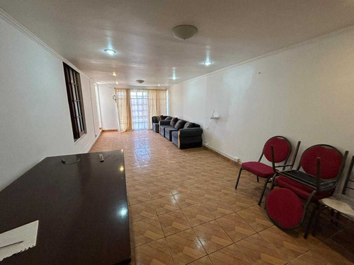 Casa Hospedaje En Arriendo (80204)