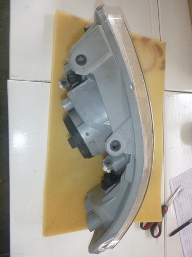 Faro De Volkswagen Gol Derecho 2006-2008 Original