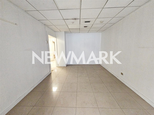 Local Comercial Cercano A Mall Alto Las Condes