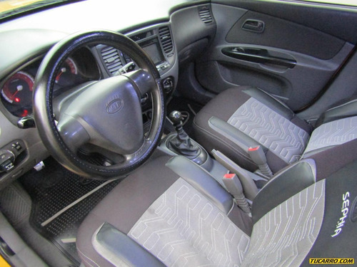 Taxis Otros Kia Sepia Ex Mt 1400