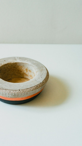 Imagem 2 de 3 de Vaso Cachepot Artesanal Feito De Cimento | Preto E Rosé M15
