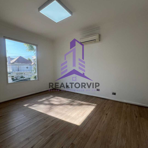 Arriendo Casa Comercial 9d 4b Providencia (91253)