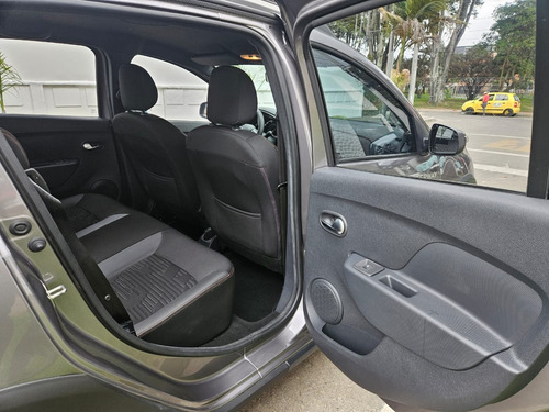 Renault Stepway 1.6 Dynamique / Intens Automática