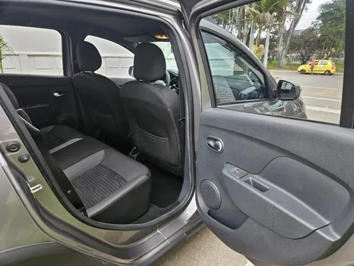Renault Stepway 1.6 Dynamique / Intens Automática