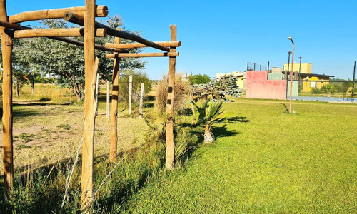 Venta Gran Terreno Club De Campo San Rafael Mza